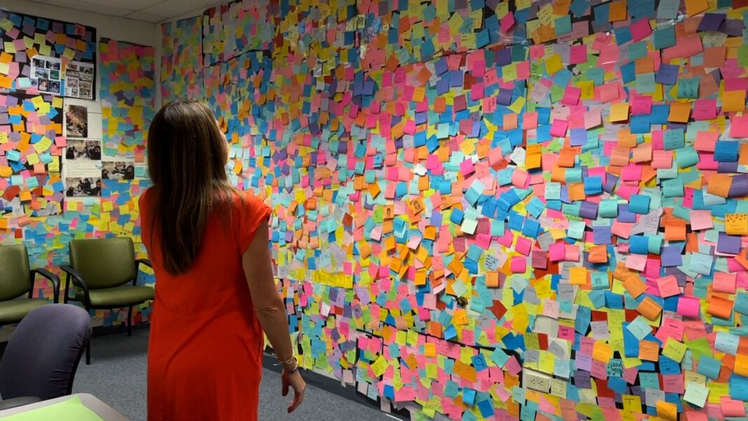 https://spectrumnews1.com/wi/milwaukee/news/2023/06/01/sticky-note-classroom